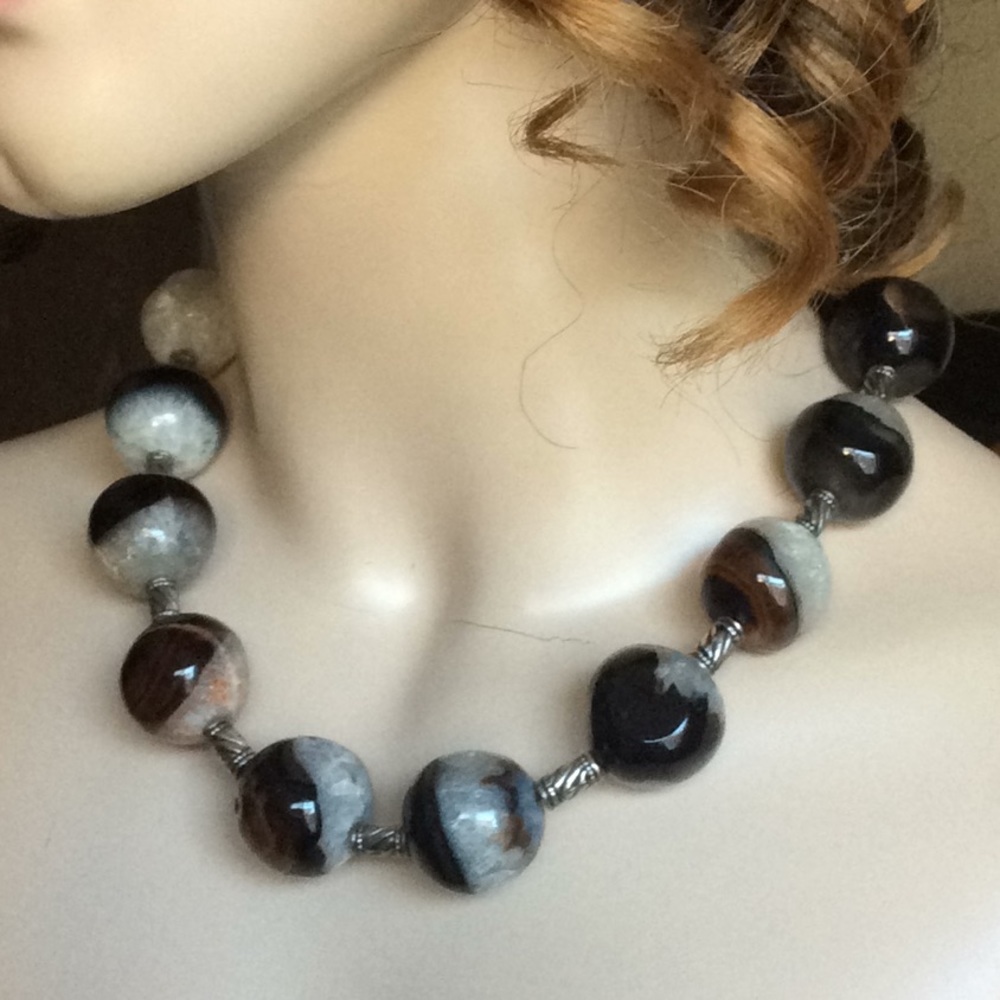 Agate necklace
